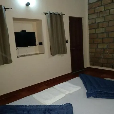 Aaranya Resort Veraval Exterior photo